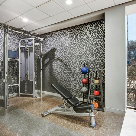 Houston Marriott North Hotel Екстериор снимка