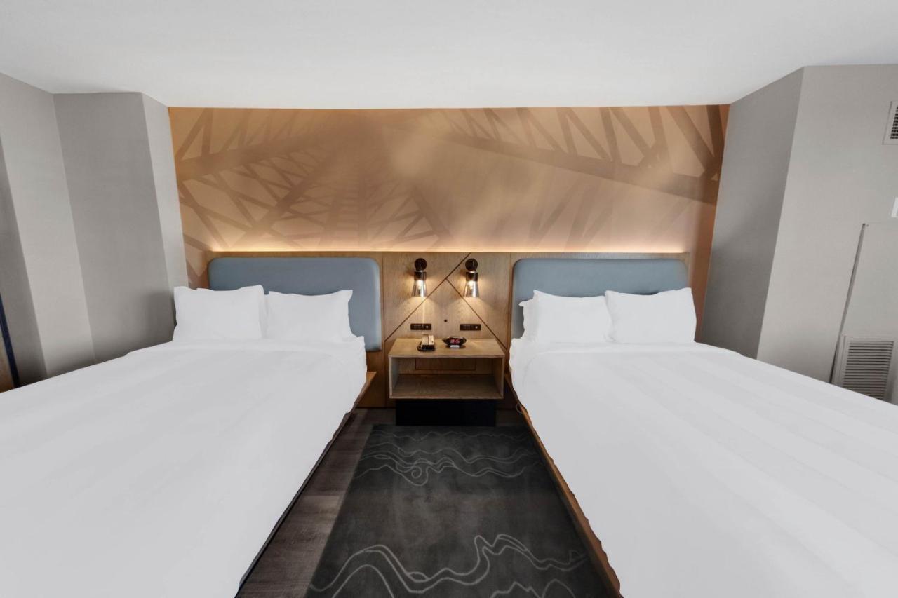 Houston Marriott North Hotel Екстериор снимка