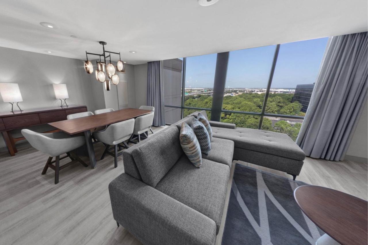 Houston Marriott North Hotel Екстериор снимка