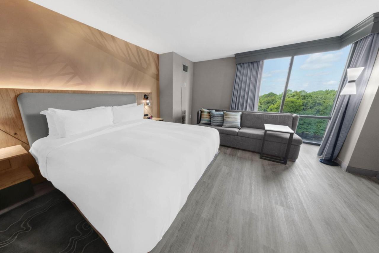Houston Marriott North Hotel Екстериор снимка
