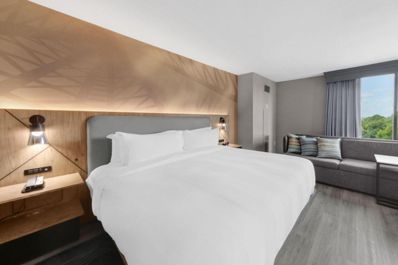 Houston Marriott North Hotel Екстериор снимка