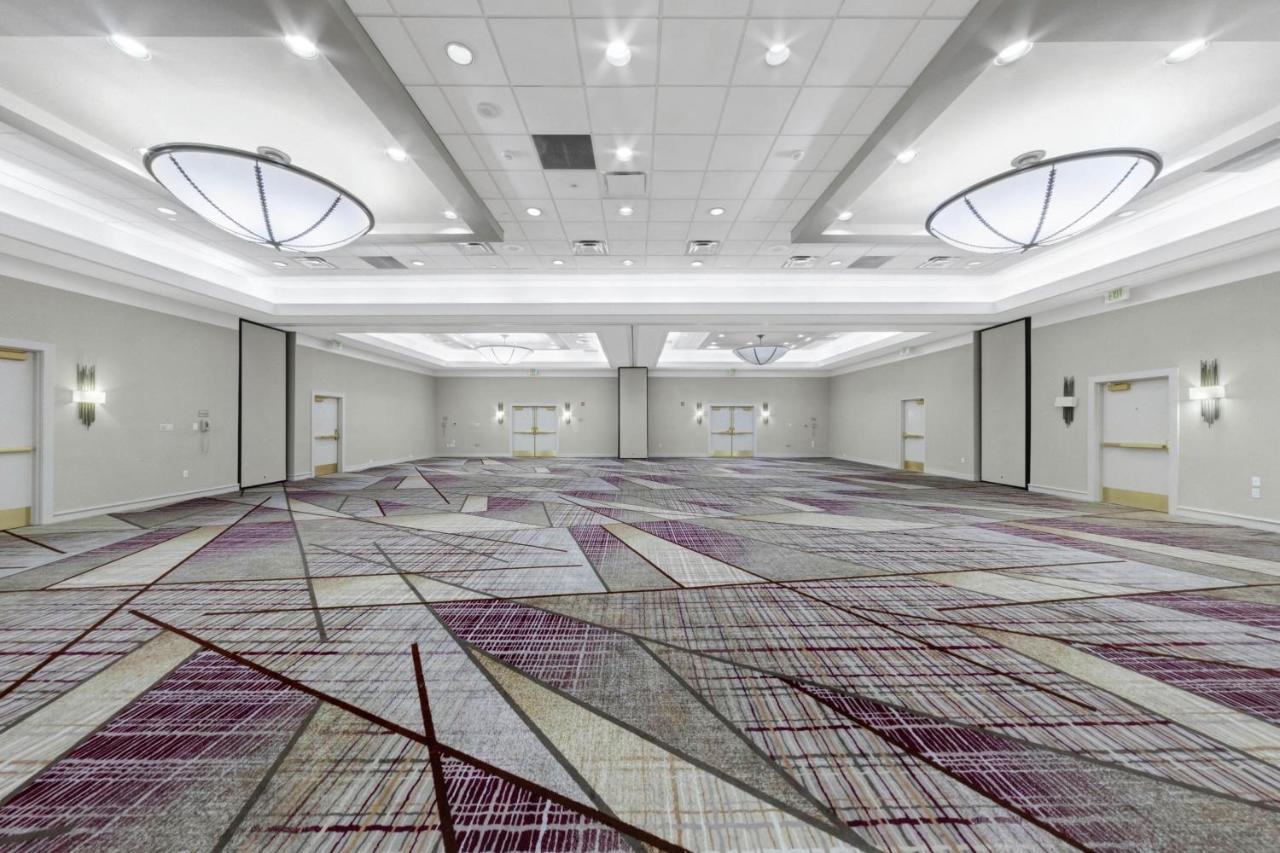 Houston Marriott North Hotel Екстериор снимка