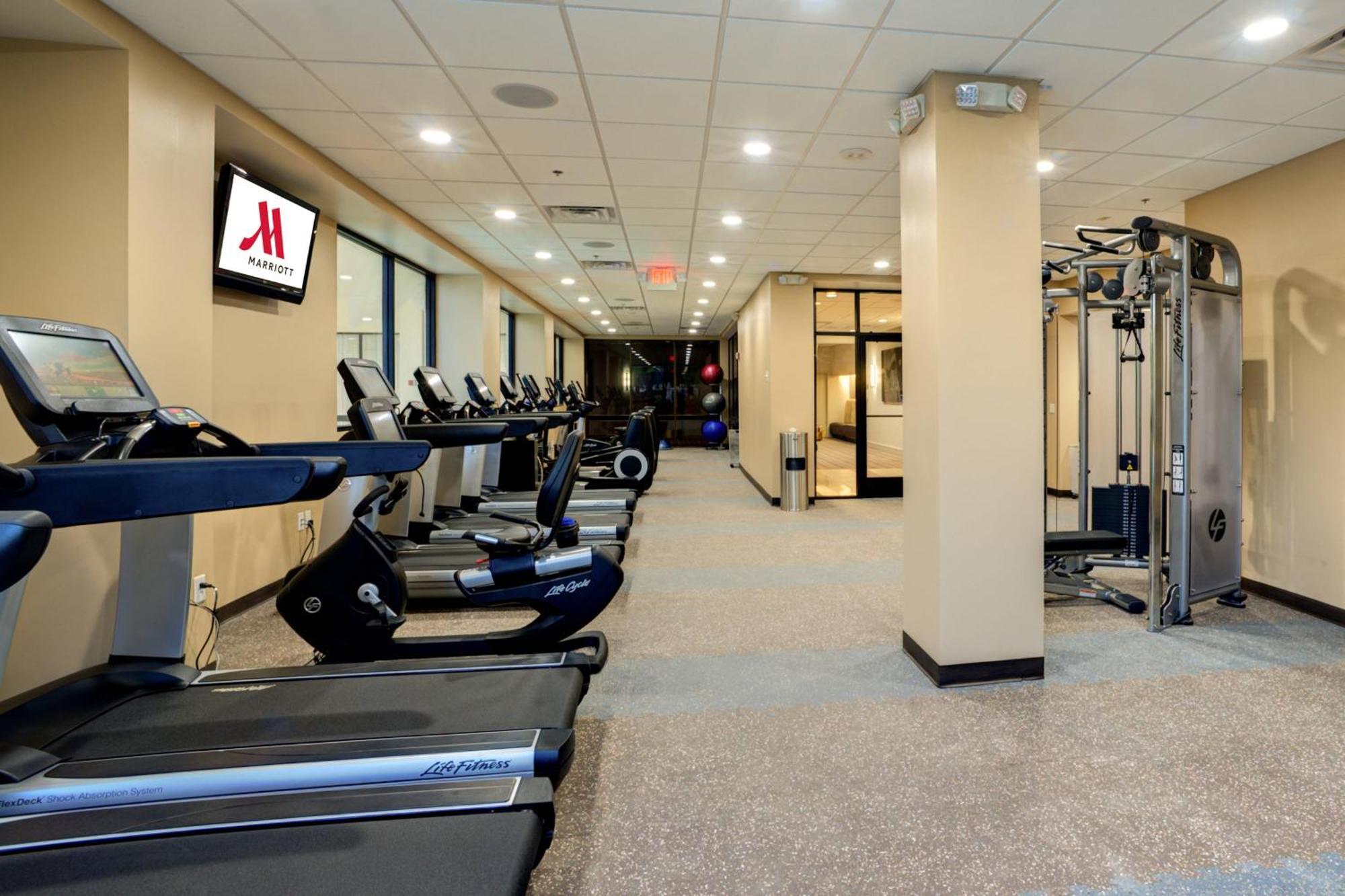 Houston Marriott North Hotel Екстериор снимка