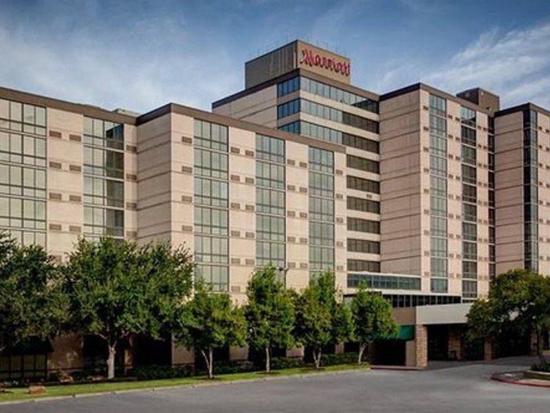 Houston Marriott North Hotel Екстериор снимка