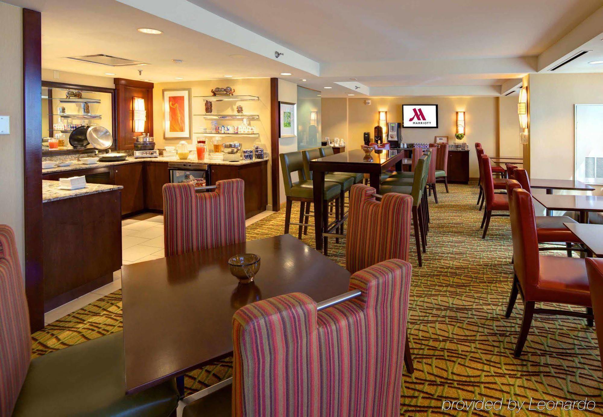 Houston Marriott North Hotel Екстериор снимка