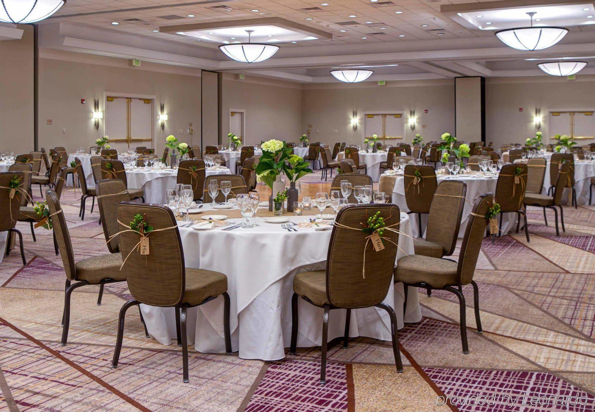 Houston Marriott North Hotel Екстериор снимка