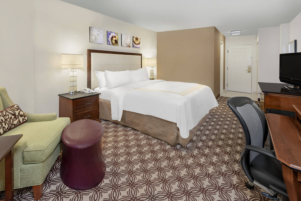 Houston Marriott North Hotel Екстериор снимка